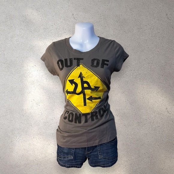 "OUT OF CONTROL" GRAPHIC TEE - Picture 1 of 3